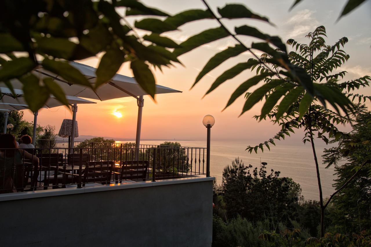 Bahita - Betty'S B&B Gabicce Mare Exteriör bild